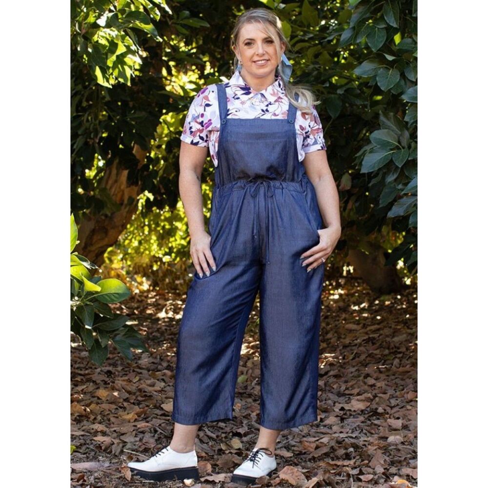 LULAROE Blue Chambray Sz Large Casual Wear JULIET Cropped Jumpsuit Pockets NEW